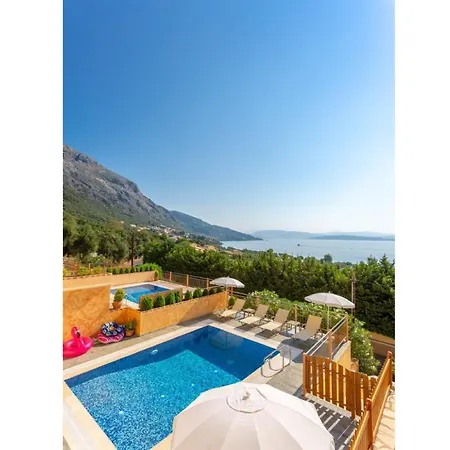 Bacante Villa Barbati